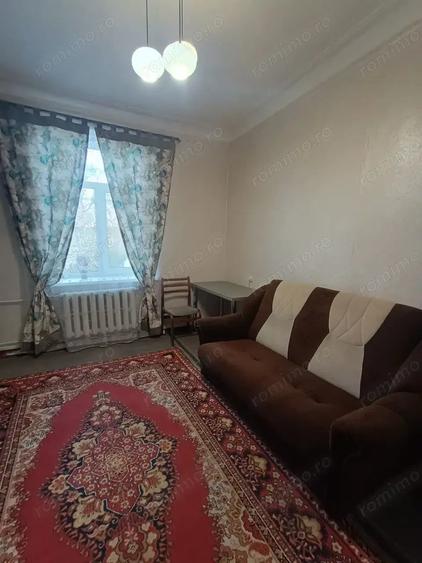 Garsonieră decomandată în Dâmbovița
