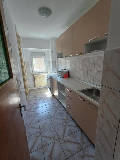 Garsonieră decomandată în Sebastian