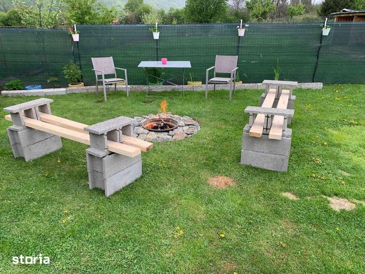 Casă cu 5 camere cu Teren 1000 Mp în Lerești