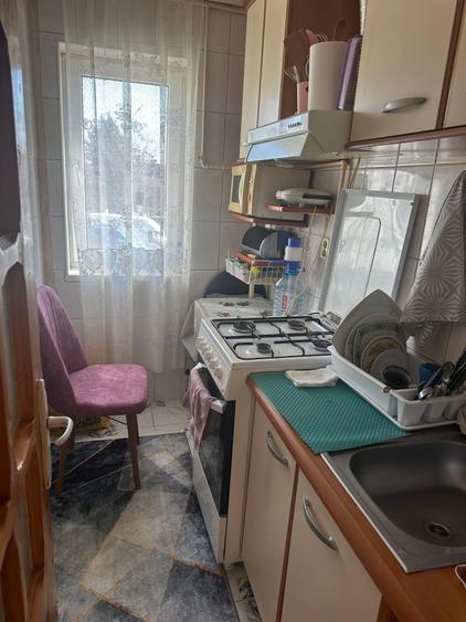 Apartament cu 2 camere decomandat în Piața