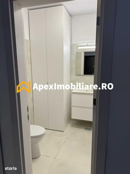 Apartament cu 3 camere semidecomandat în Theodor Pallady