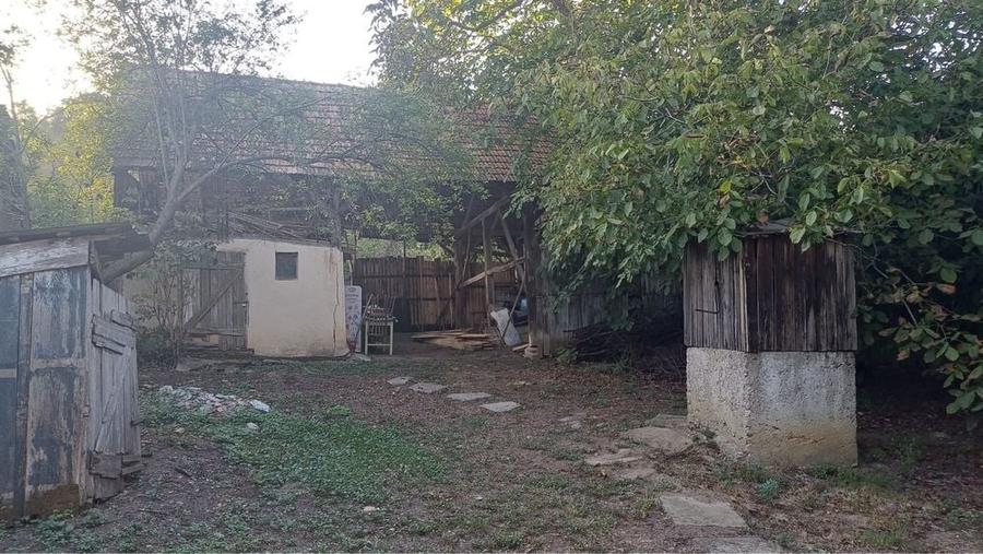 Casă cu 3 camere în Glogoveț