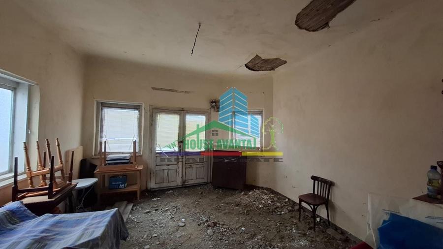 Casă individuală cu 3 camere cu Canalizare în Central