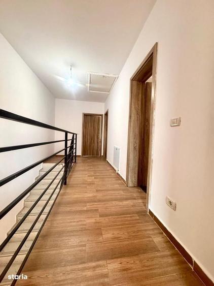 Casă cu 4 camere în Central