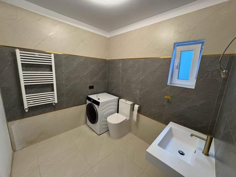 Casă individuală cu 4 camere cu Canalizare în Berceni