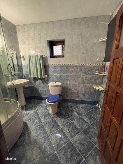 Casă cu 4 camere cu Teren 186 Mp în Rovine