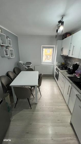 Apartament cu 2 camere decomandat în Carpați 2