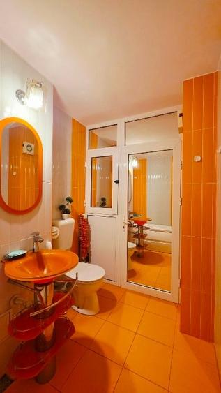 Apartament cu 2 camere decomandat în Km 4-5