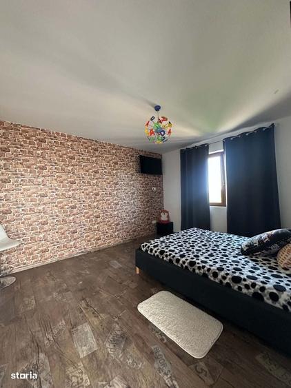Casă cu 4 camere decomandat în Lucian Blaga