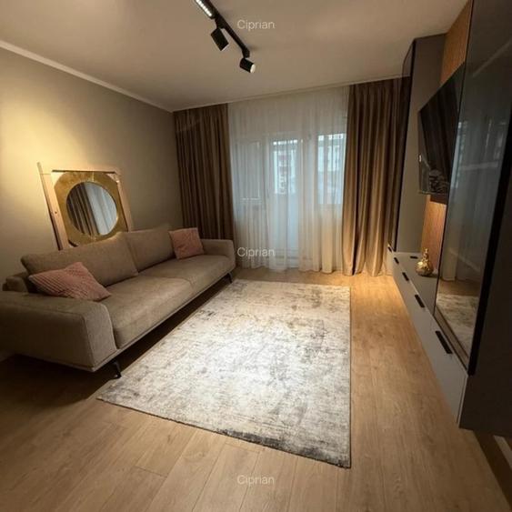 Apartament cu 3 camere decomandat, mobilat în Tineretului