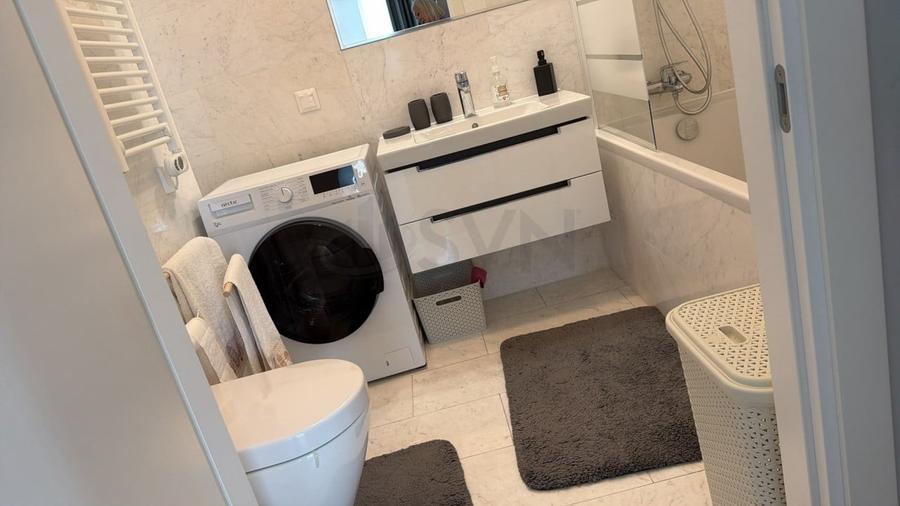 Apartament cu 2 camere decomandat în Domenii