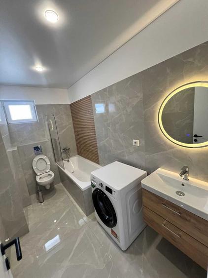 Apartament cu 2 camere semidecomandat, mobilat în Apărătorii Patriei