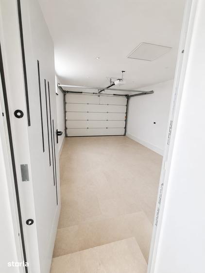 Casă cu 7 camere cu Teren 560 Mp în Tărtășești