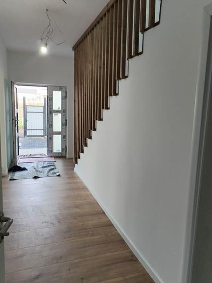 Casă cu 4 camere în Lisaura