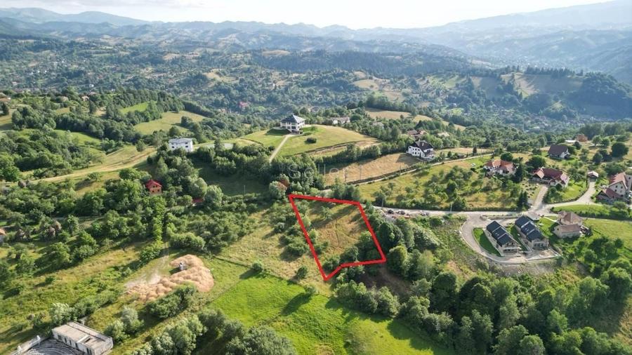 Teren Construcții intravilan de 2307 mp, în Bran