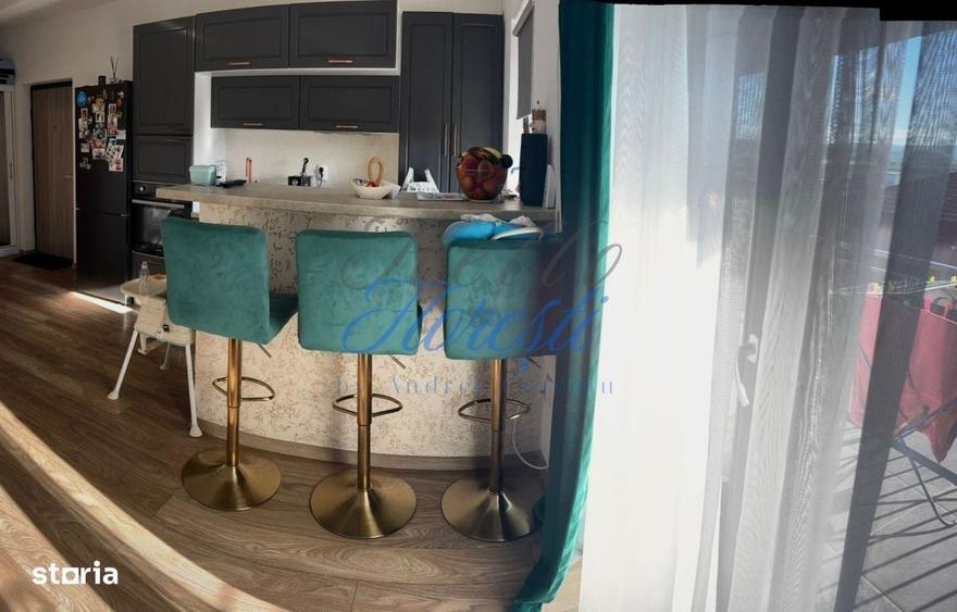 Apartament cu 3 camere în Sânnicoară