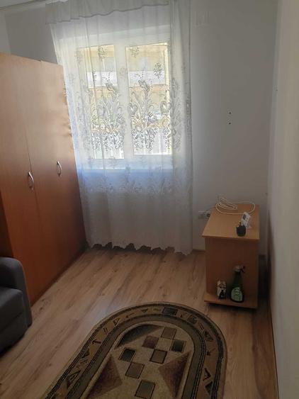 Apartament cu 2 camere decomandat în Florești