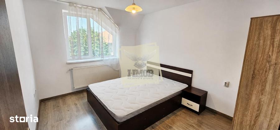 Casă cu 6 camere cu Teren 281 Mp în Tineretului