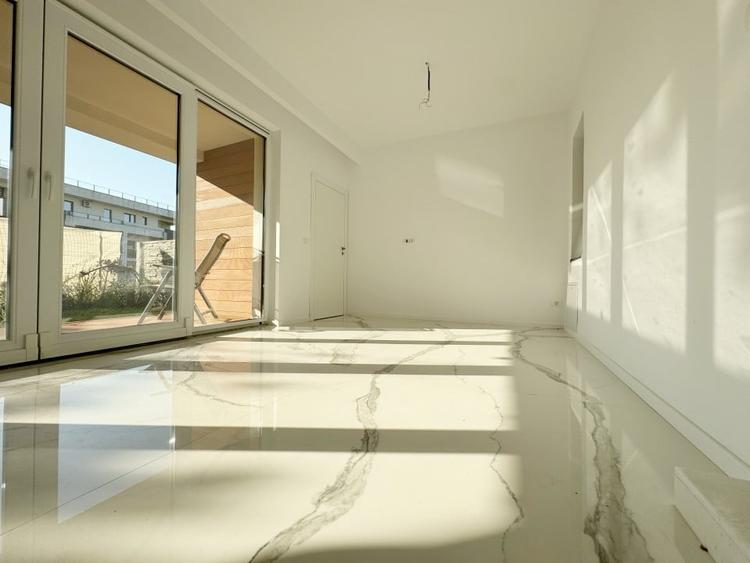 Duplex cu 5 camere cu Canalizare în Braytim