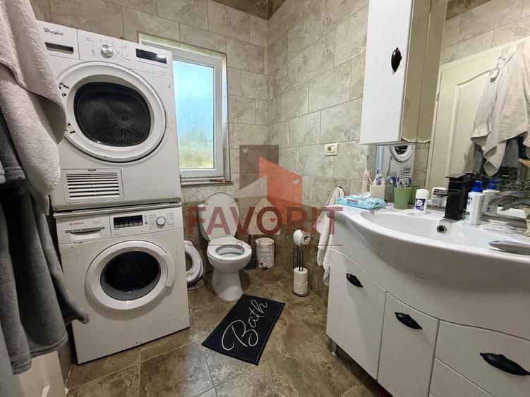 Duplex cu 3 camere cu Canalizare în Sânandrei