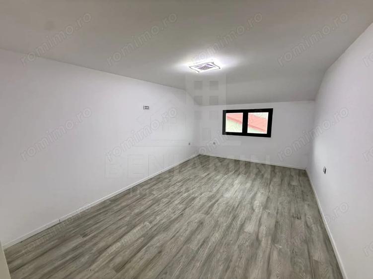 Casă cu Teren 500 Mp în Malu Mare