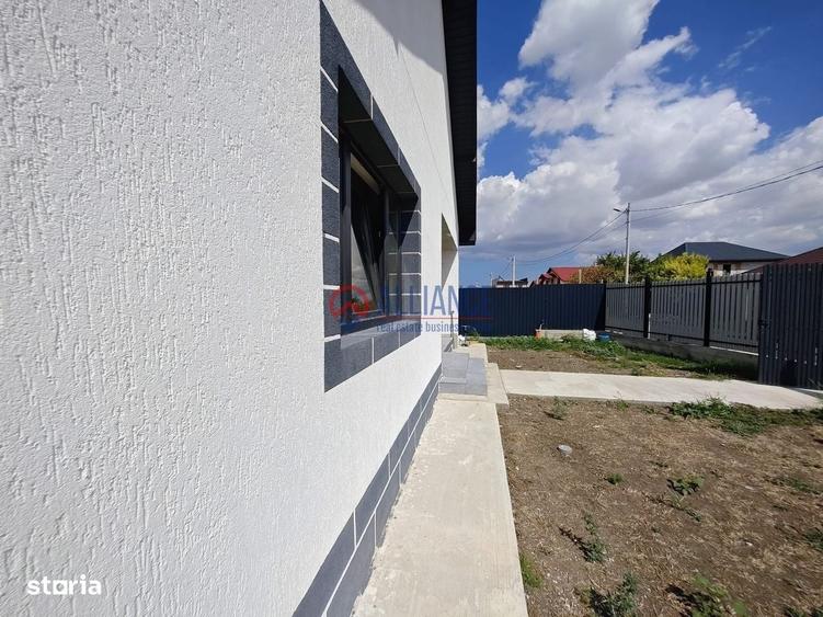 Casă cu 3 camere decomandat în Valu lui Traian