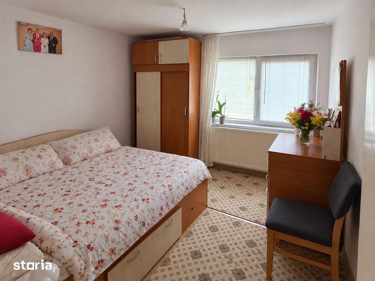 Casă cu 4 camere cu Teren 1340 Mp în Copăcelu