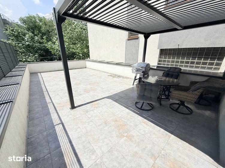Apartament cu 3 camere în Giurgiului