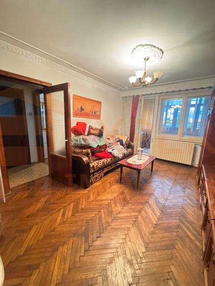 Apartament cu 2 camere circular în Tomis III