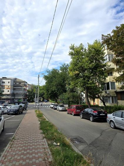 Apartament cu 2 camere decomandat în Liteni