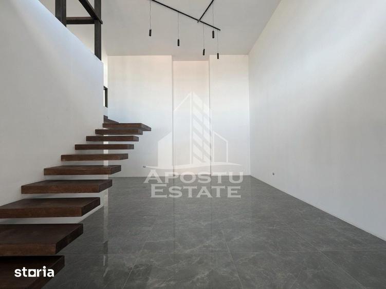 Casă cu 4 camere decomandat cu Teren 570 Mp în Giarmata