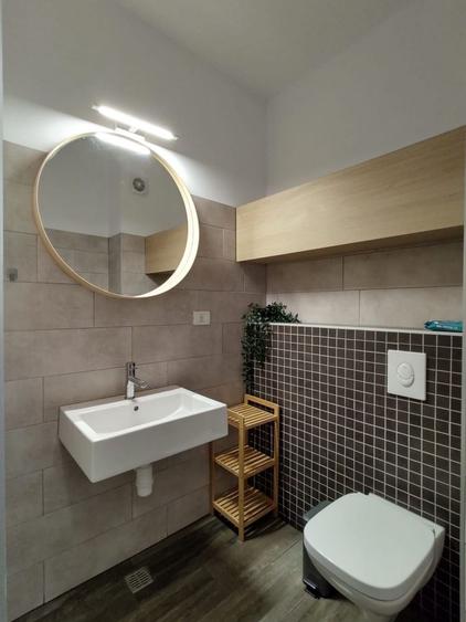 Apartament cu 2 camere decomandat în Palazu Mare