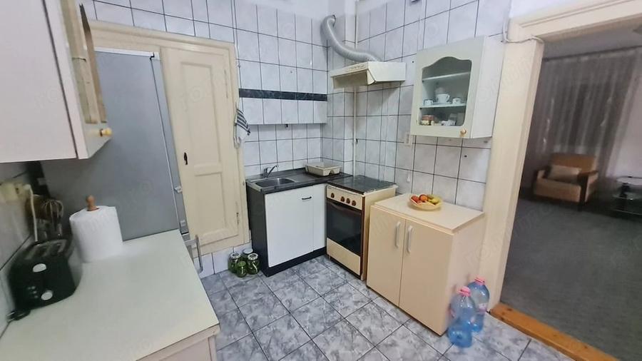 Casă cu 3 camere cu Teren 255 Mp în Cristian
