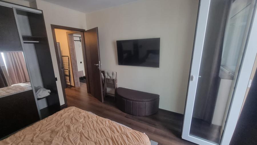 Apartament cu 2 camere decomandat în Casa de Cultură