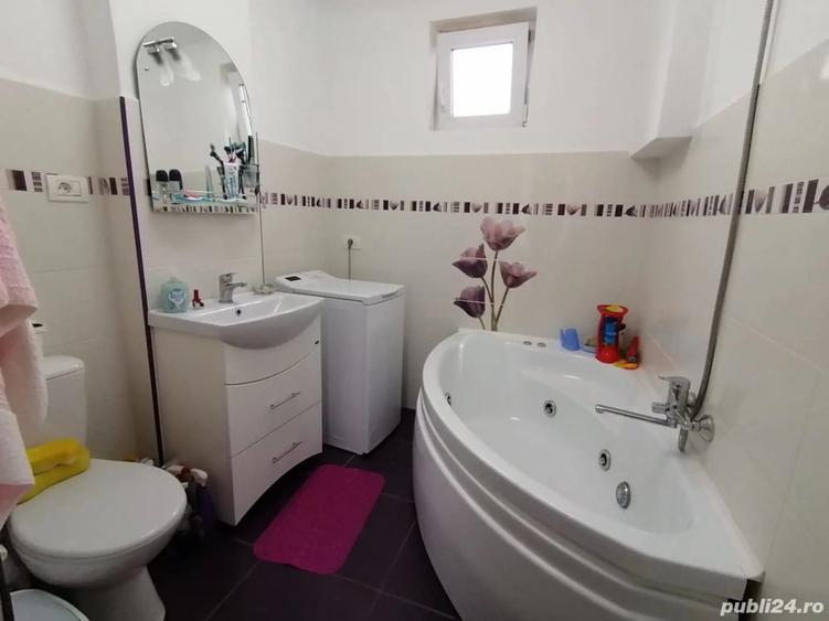 Casă cu 3 camere în Central