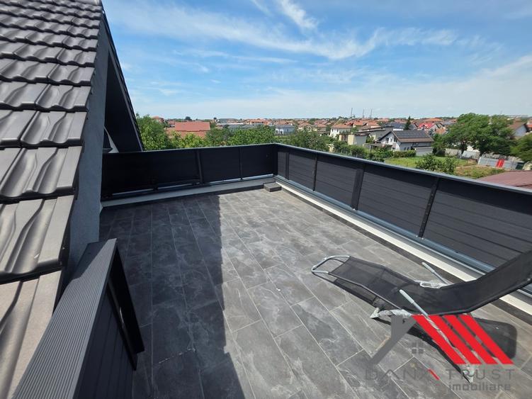 Penthouse cu 3 camere decomandat în Giroc