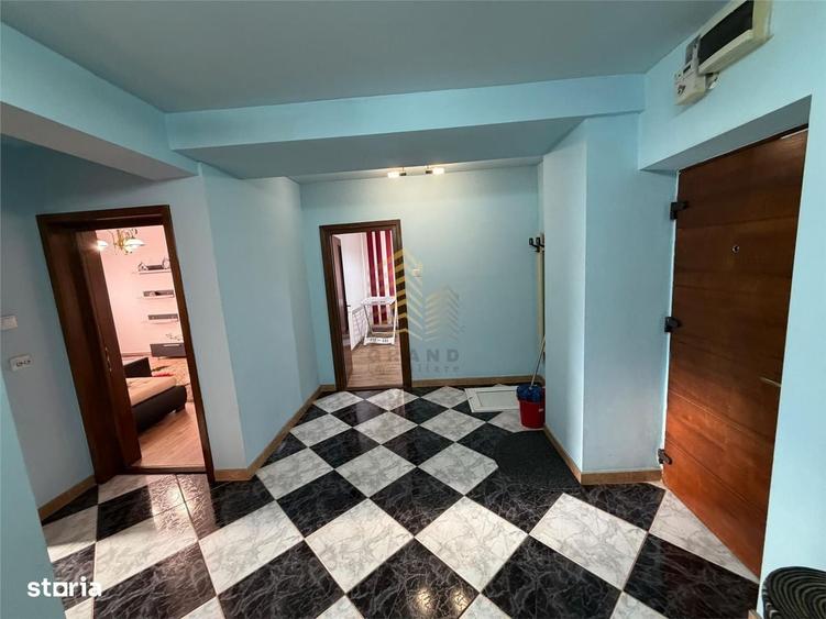 Apartament cu 3 camere decomandat în Central