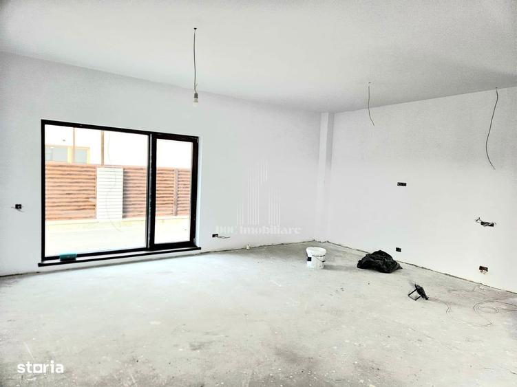Casă cu 4 camere cu Teren 325 Mp în Dobroești