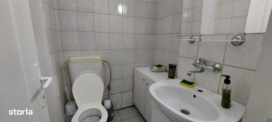 Spațiu comercial, de 40 mp, în Central