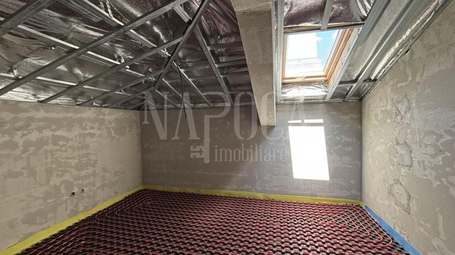 Apartament cu 4 camere semidecomandat în Someșeni