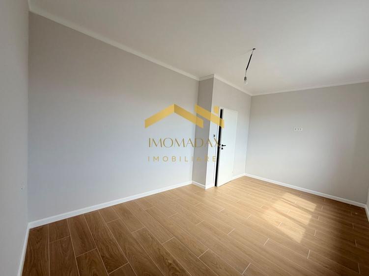 Duplex cu 3 camere cu Canalizare în Bucovăț (Remetea Mare)