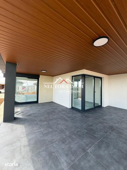 Casă cu 4 camere cu Teren 526 Mp în Central