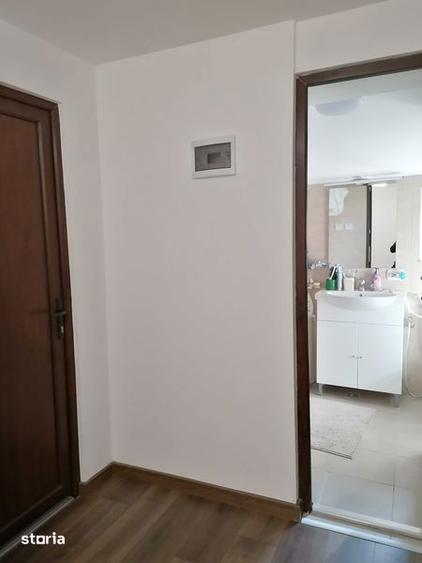 Casă cu 4 camere cu Teren 135 Mp în Traian