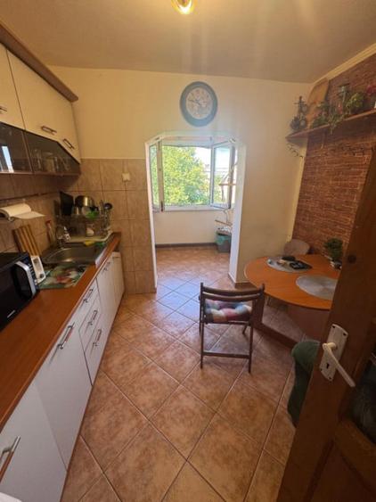 Apartament cu 2 camere decomandat în Brazda lui Novac