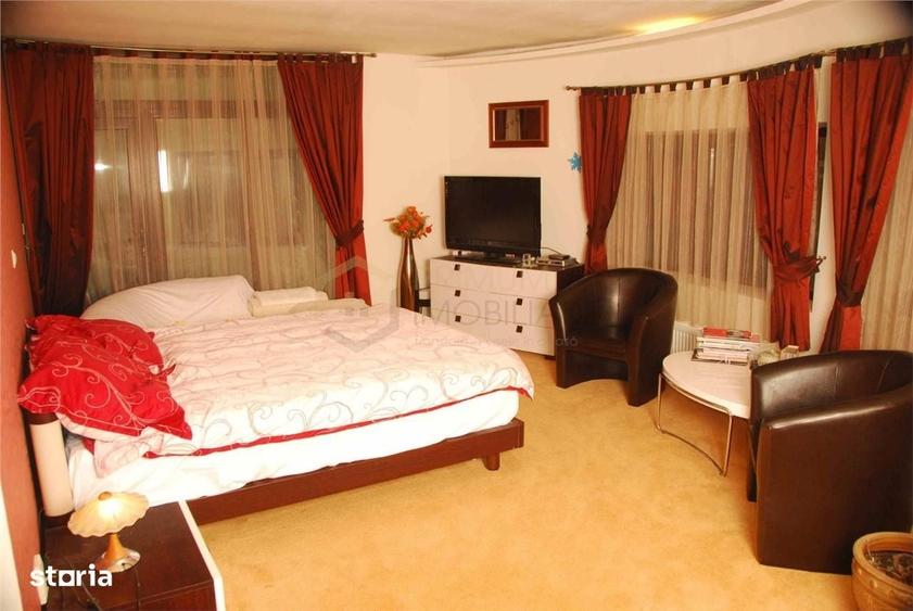 Casă cu 4 camere în Central