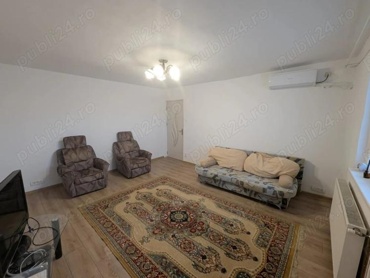 Apartament cu 2 camere semidecomandat în Buziașului