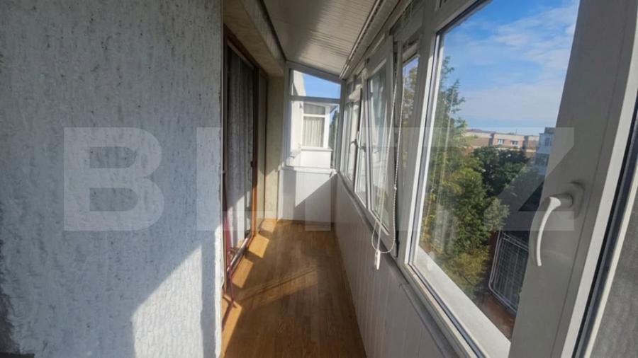 Apartament cu 3 camere decomandat, mobilat în Micro 39