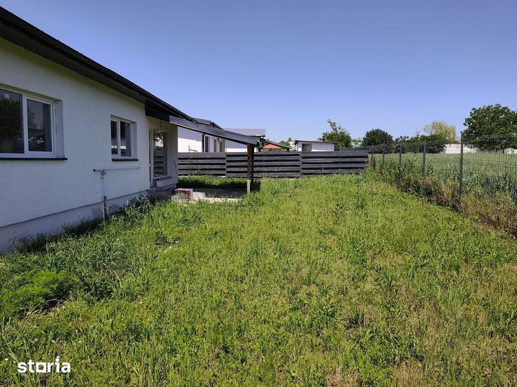 Casă cu 4 camere cu Teren 399 Mp în Crevedia