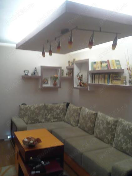 Apartament cu 3 camere decomandat în Decebal