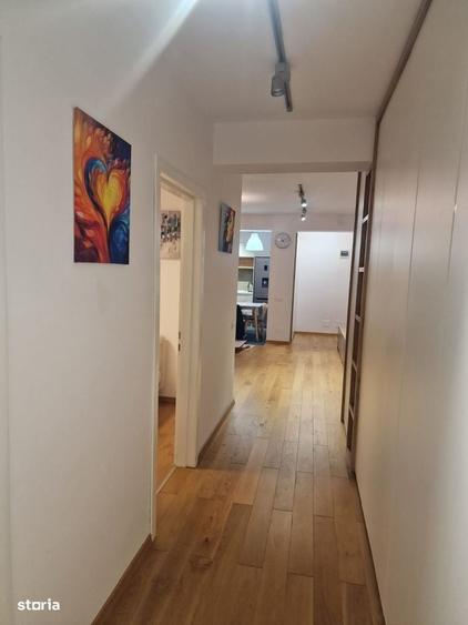 Apartament cu 3 camere în Bună Ziua